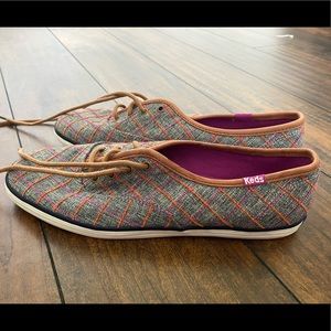 Women’s Keds Tennis Shoe Size 8 BRAND NEW